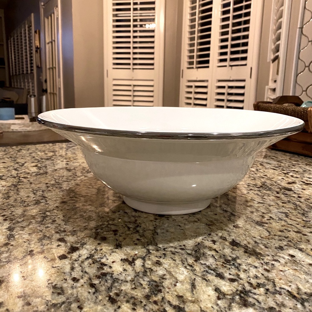 Ceramic serving/decor bowl